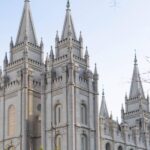 ¿Cuáles son los orígenes y creencias fundamentales de la fe Mormona?